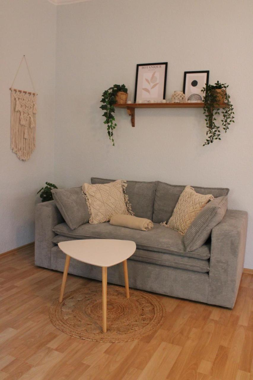Stilvolle Altbauwohnung - Parkplatz, Wlan, Netflix, Zentrum Apartment *